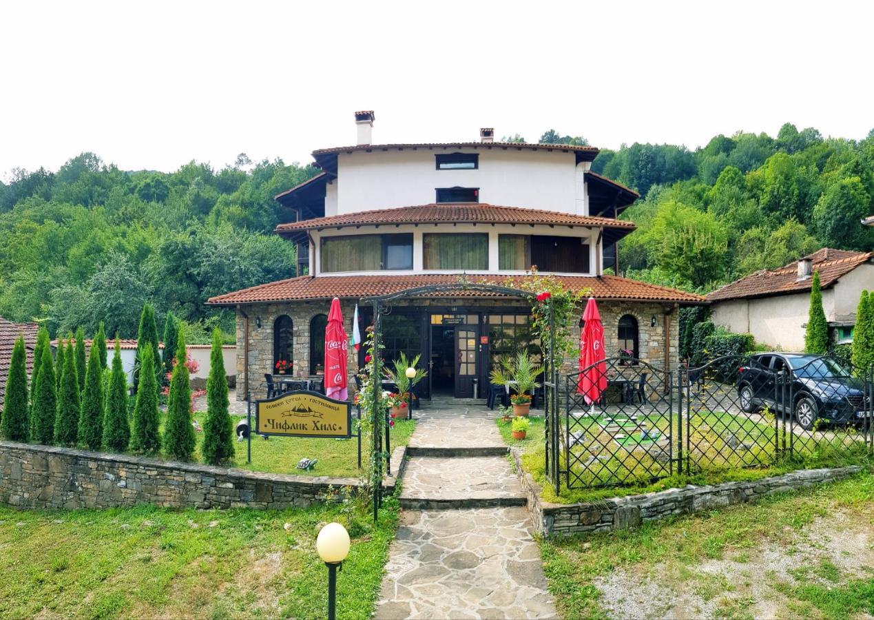 Family Hotel Chiflik Hills Eksteriør bilde